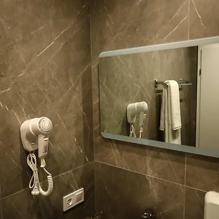 Hotel карпатія *